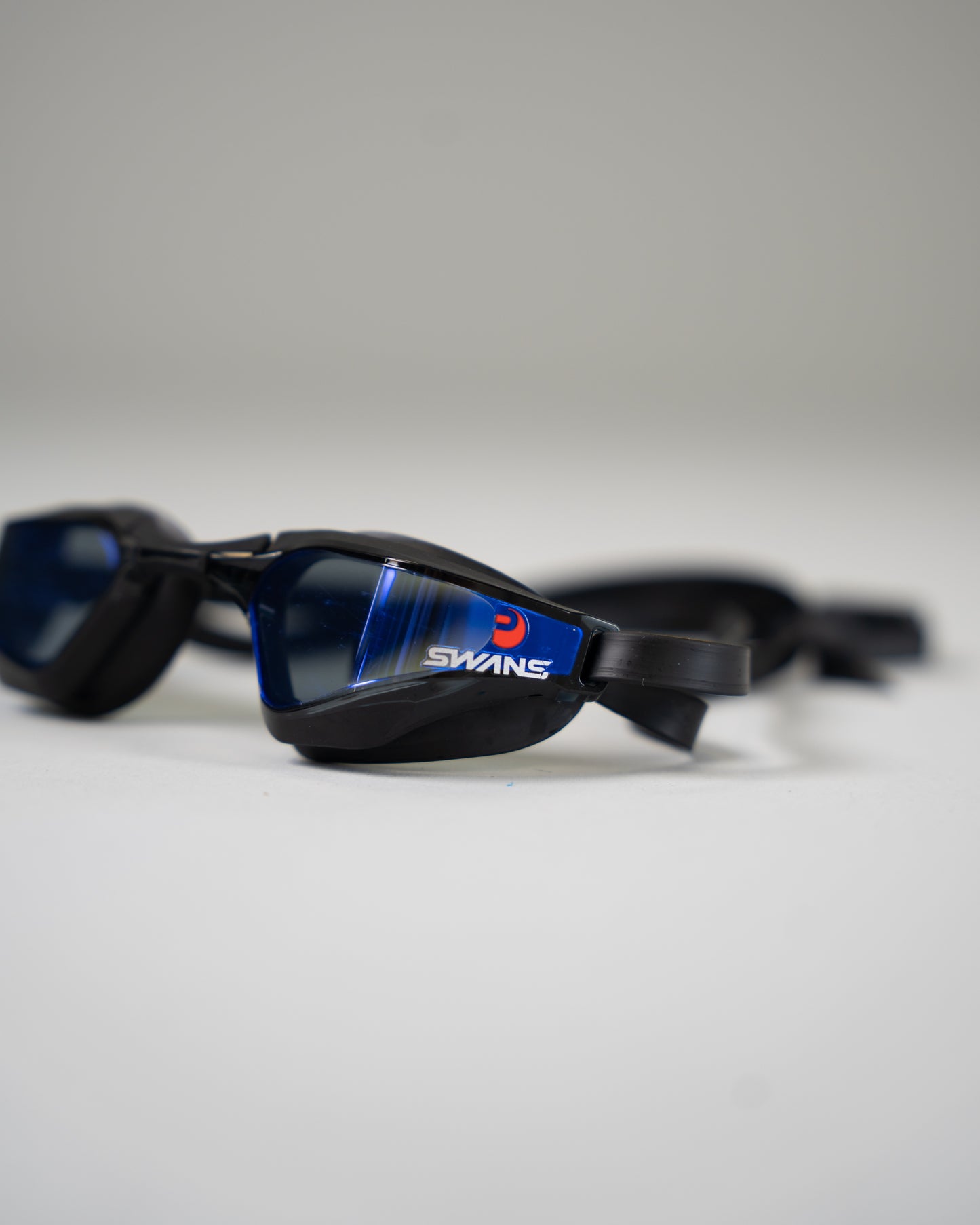 Swans Valkyrie Racing MIT Blue/Black