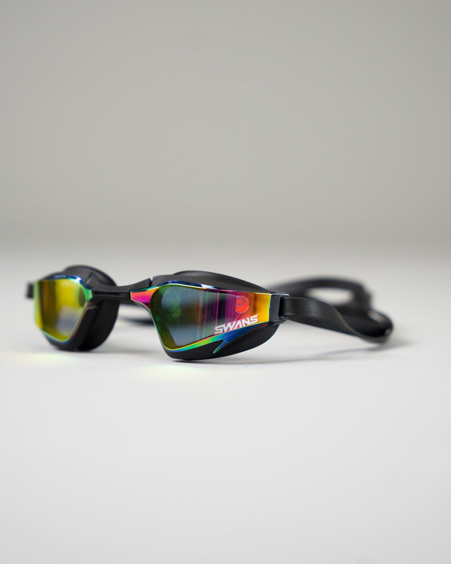 Swans Valkyrie Racing Smoke Lens Red Mirror