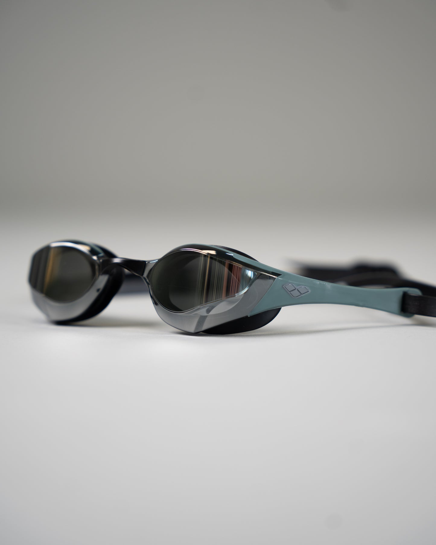 Arena Cobra Edge Swipe Mirror Silver/Sage/Black