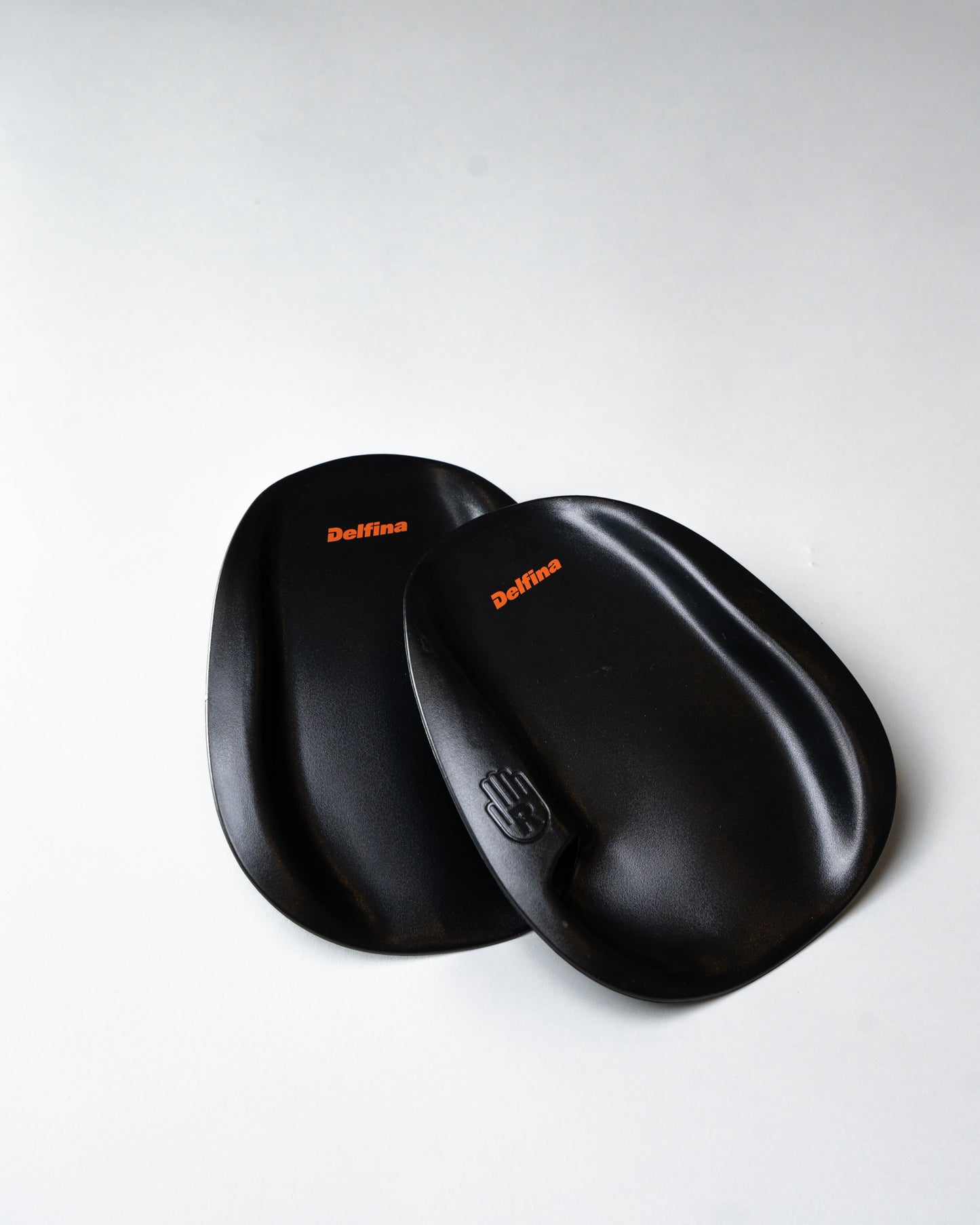 Delfina Agility Paddles Black and Orange