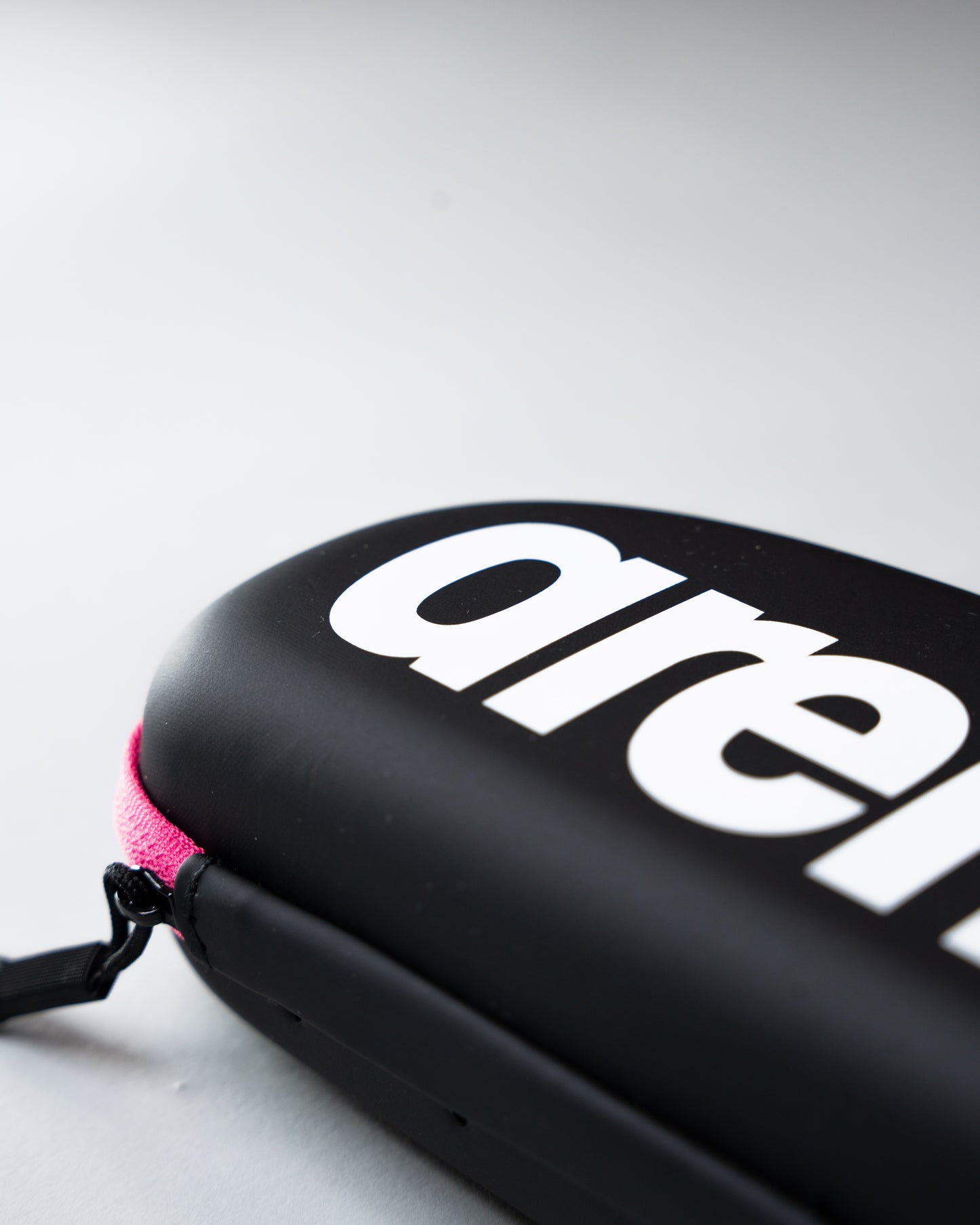 Arena Goggle Case Pink