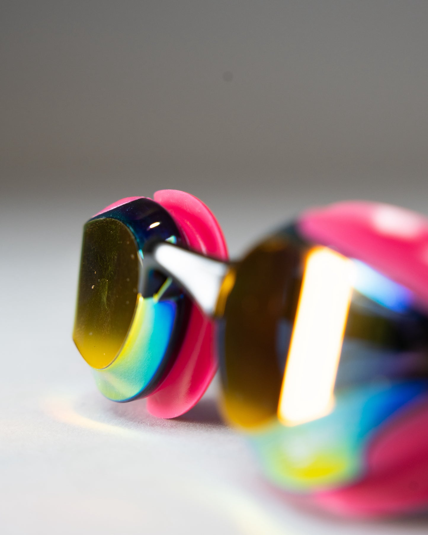 Saeko Jet Rainbow Mirror Pink