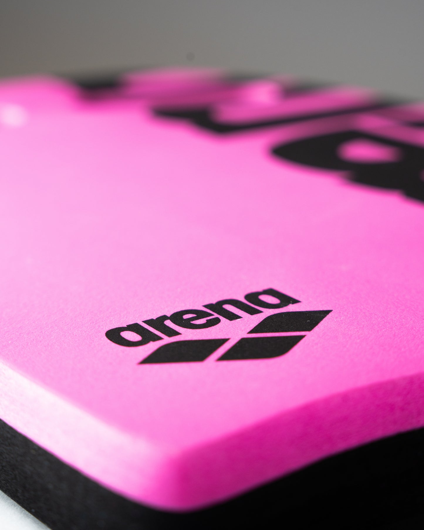 Arena Kickboard Pink