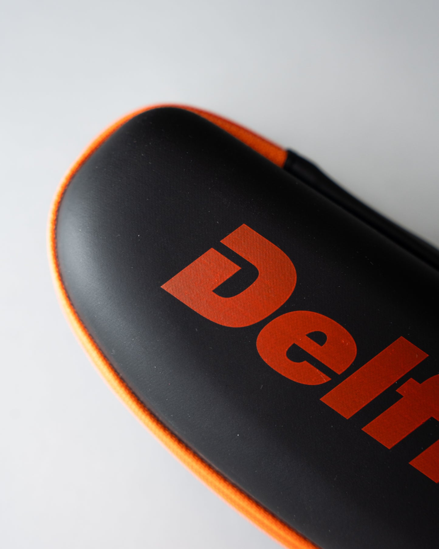 Delfina Goggle Case Orange