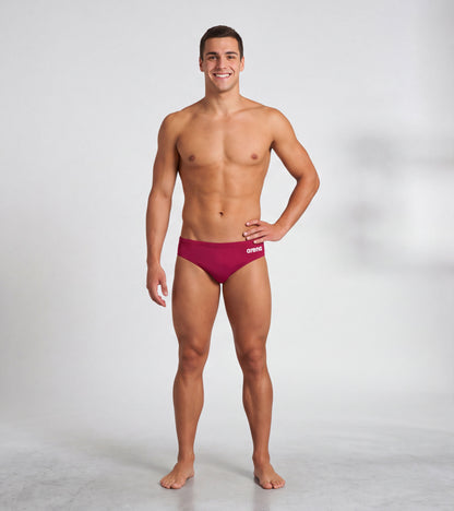 Arena Solid Briefs Badebukse Rød
